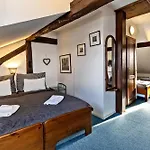 Landauer Gasthuis 3*