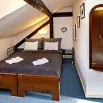 Landauer Gasthuis 3*