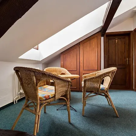 Landauer בית הארחה 3*